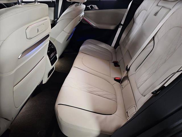 New 2027 BMW X6 xDrive40i w/ Executive Package AWD/4WD image 16