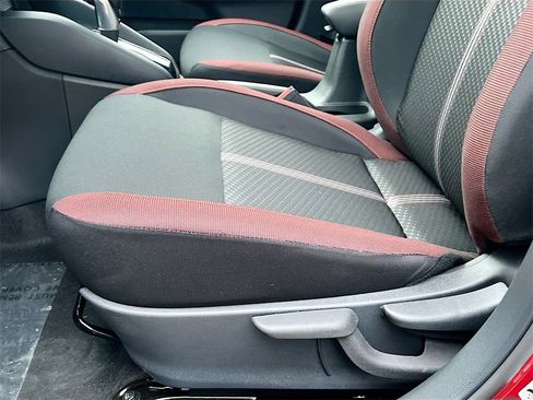 New 2025 Nissan Versa SR image 17