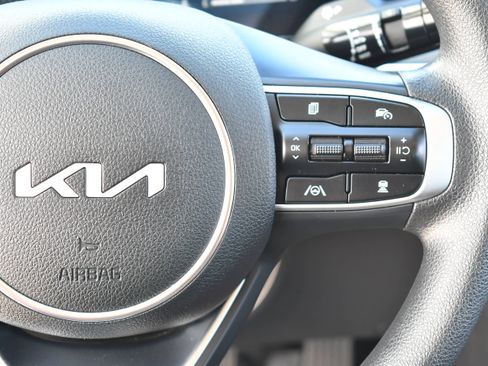 Used 2025 Kia K5 LXS FWD image 20