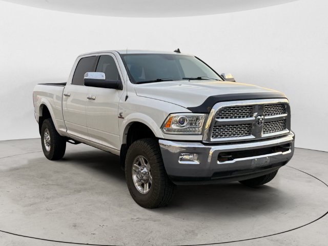 Used 2013 RAM 2500 Laramie w/ Convenience Group AWD/4WD image 3