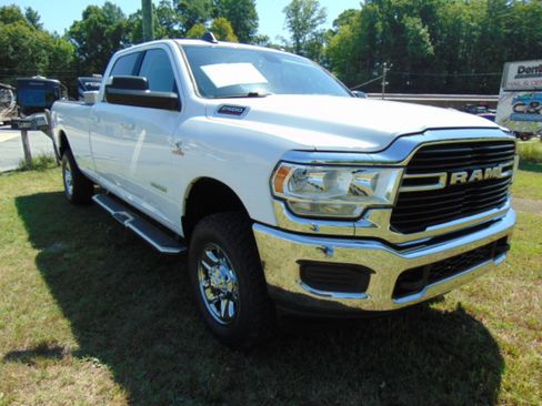 Used 2019 RAM 2500 Big Horn AWD/4WD image 2