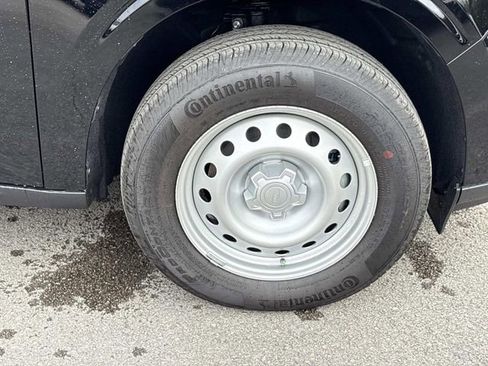 New 2026 Ford Maverick XL image 9