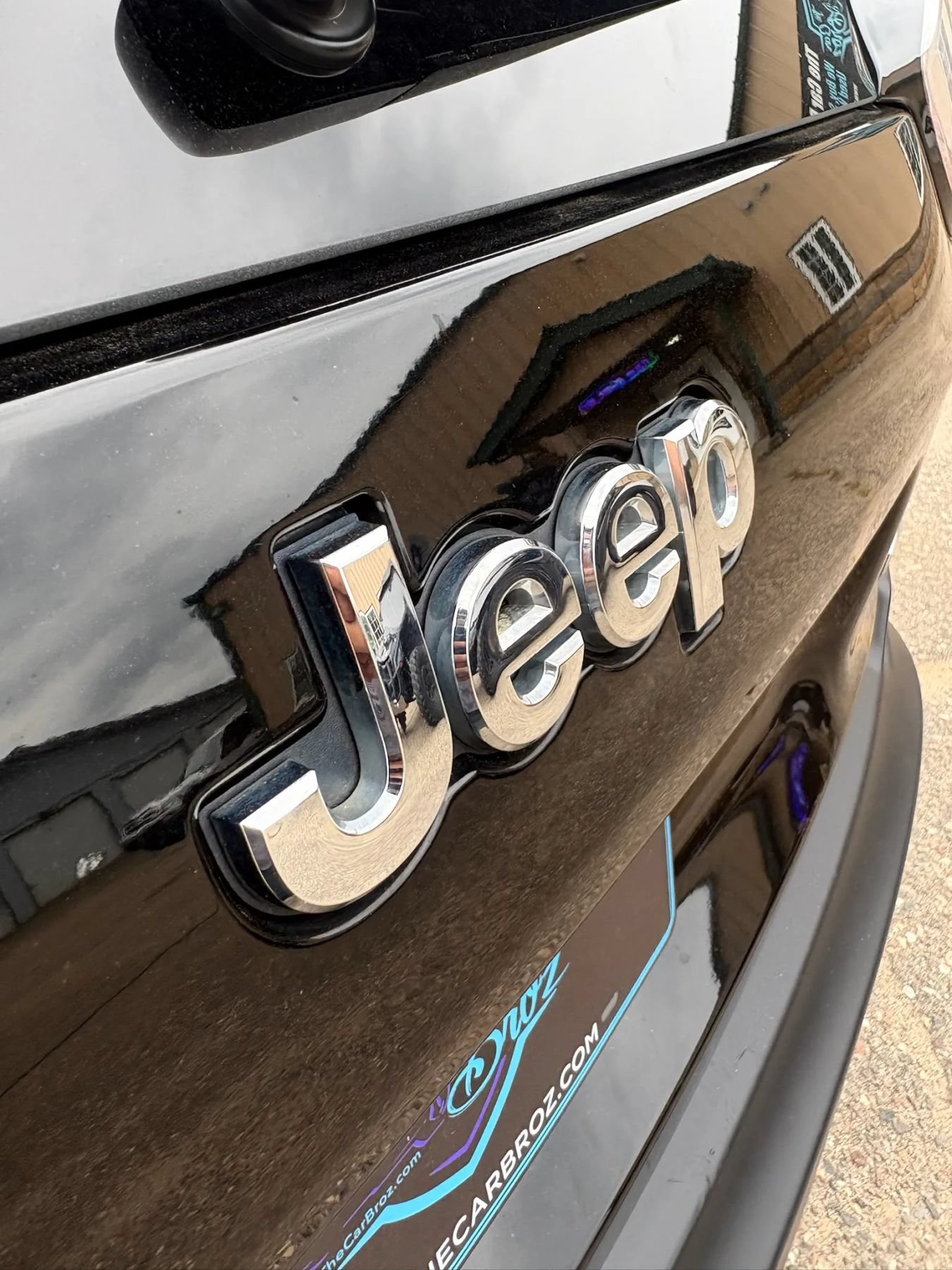 Used 2019 Jeep Cherokee Latitude Plus AWD/4WD image 50