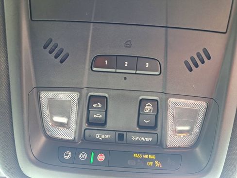 Used 2021 Chevrolet Blazer RS w/ Enhanced Convenience Package image 18