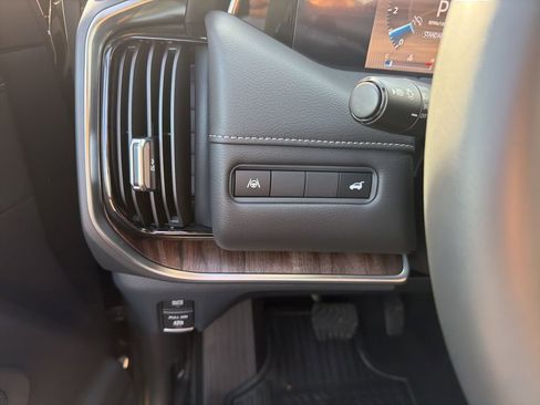 New 2026 Nissan Armada SL w/ Captain's Chari Seat Package RWD image 27