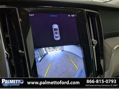 Used 2023 Volvo S60 B5 Ultimate w/ Climate Package image 21