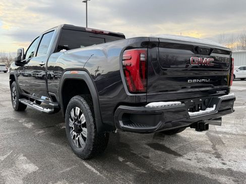 New 2026 GMC Sierra 2500 Denali w/ Denali Reserve Package image 7