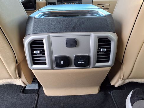 Used 2019 Ford F350 Lariat w/ Lariat Ultimate Package image 12