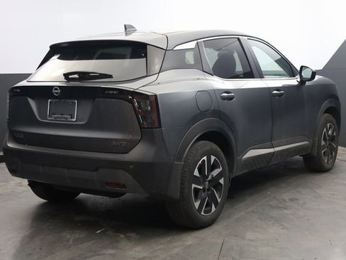 Certified 2025 Nissan Kicks SV image 5