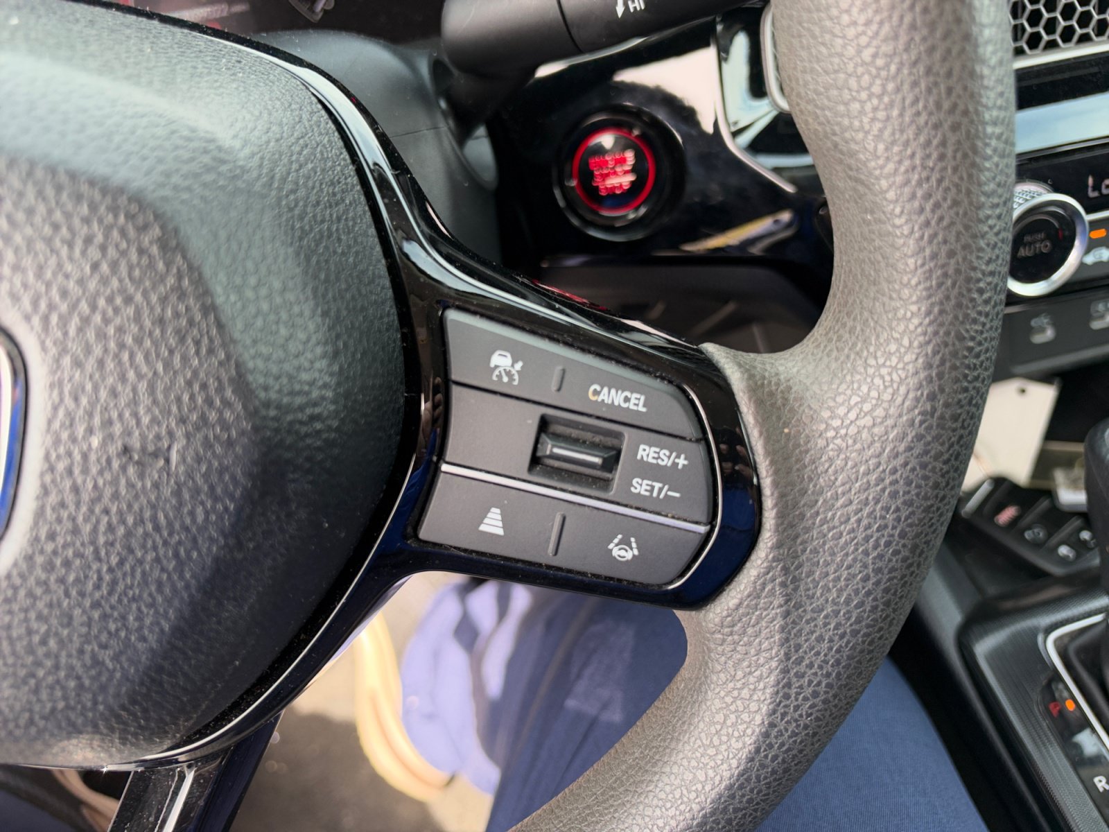 Used 2025 Honda Civic LX image 17