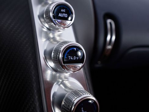 Used 2018 Bugatti Chiron AWD/4WD image 50