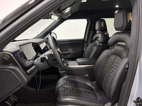 Used 2024 Rivian R1S Adventure AWD/4WD image 20