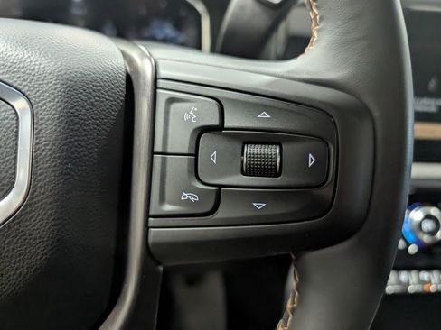 Used 2025 GMC Sierra 2500 AT4 w/ AT4 Premium Plus Package AWD/4WD image 24