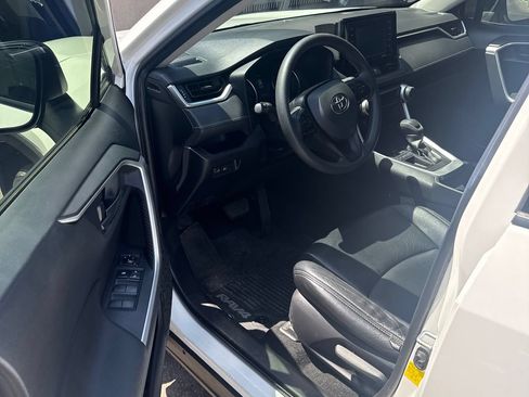Used 2020 Toyota RAV4 LE w/ All Weather Liner Package FWD image 4