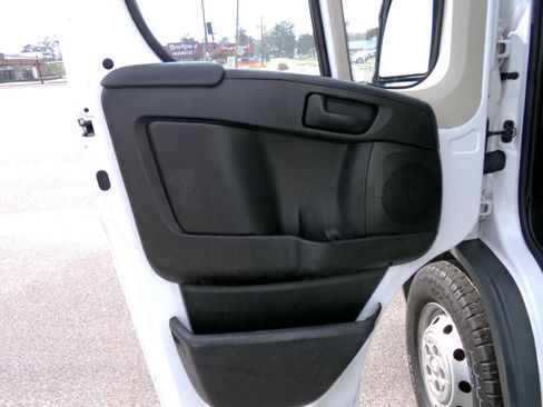 Used 2017 RAM ProMaster 1500 FWD image 24