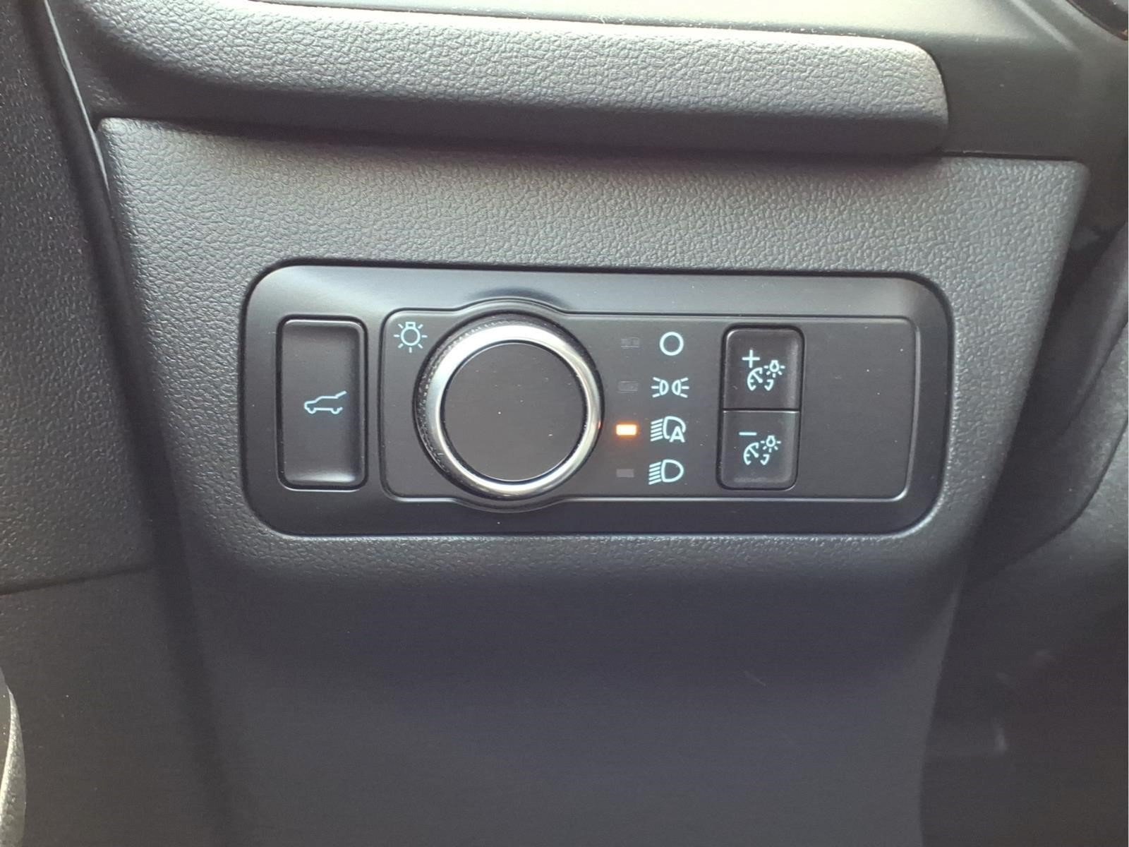 Used 2023 Ford Escape ST-Line w/ Tech Pack #1 AWD/4WD image 19