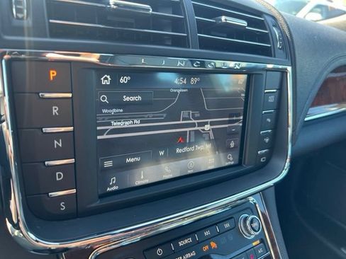 Used 2020 Lincoln Continental Reserve AWD/4WD image 15