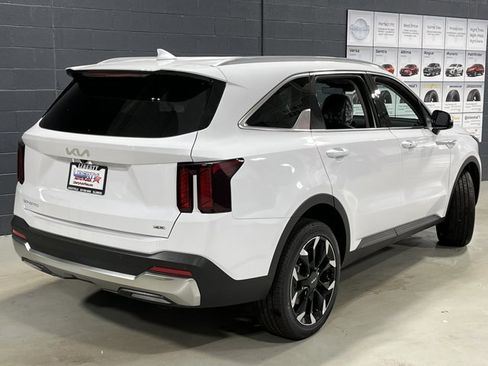 New 2026 Kia Sorento EX image 4