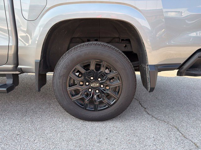 Used 2026 Chevrolet Colorado W/T RWD image 13