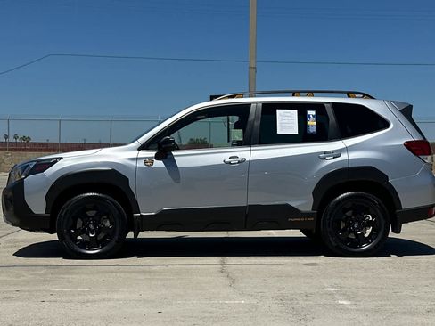 Used 2023 Subaru Forester Wilderness w/ Wilderness Package AWD/4WD image 6
