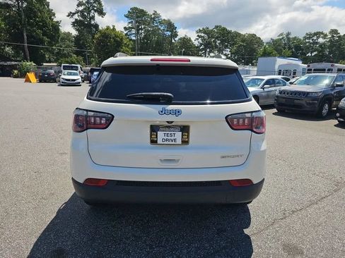 Used 2018 Jeep Compass Sport FWD image 8