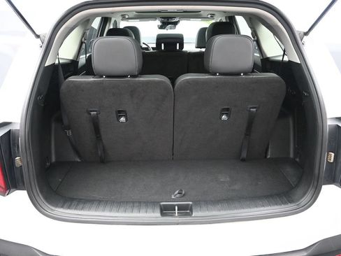 Used 2024 Kia Sorento S w/ Panoramic Sunroof Package image 36