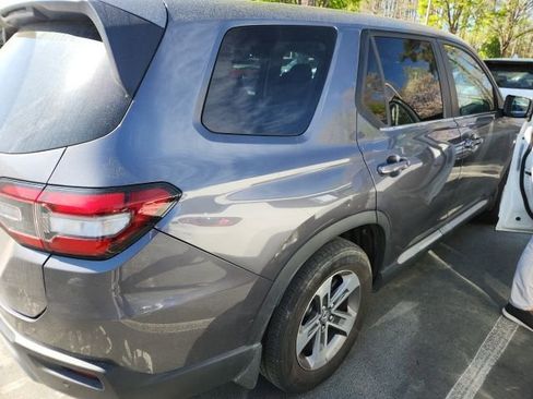 Used 2023 Honda Pilot EX-L image 11