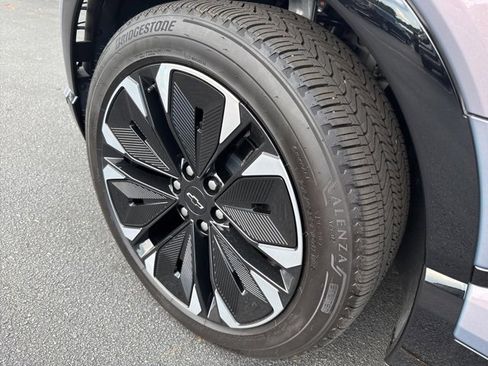 Used 2025 Chevrolet Blazer EV RS image 35