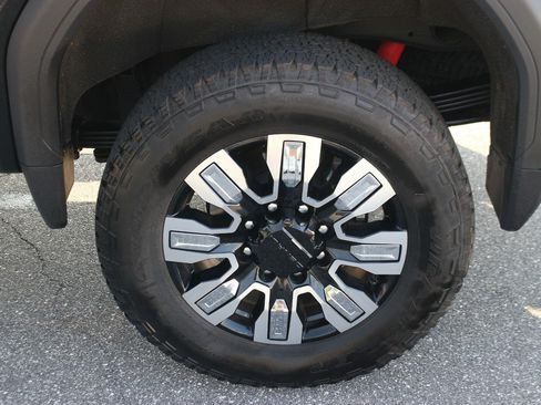 Used 2025 GMC Sierra 2500 Denali w/ Denali Reserve Package AWD/4WD image 38