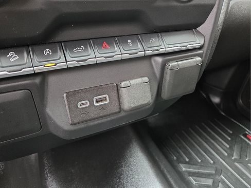 Used 2022 Chevrolet Silverado 1500 Custom Trail Boss w/ LPO, Dark Essentials Package image 20