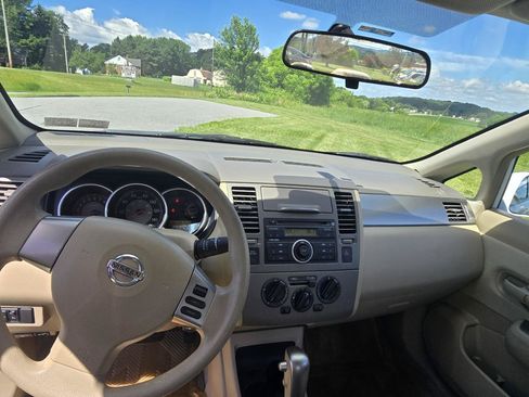 Used 2009 Nissan Versa 1.8 S w/ PWR Pkg FWD image 6
