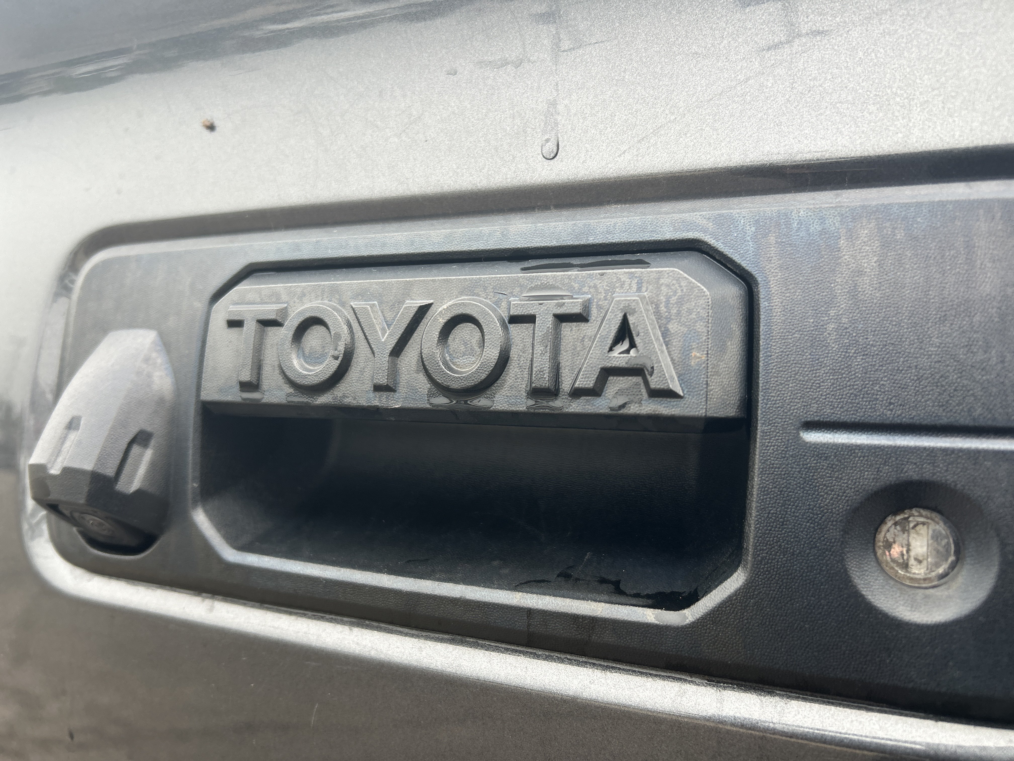 Used 2021 Toyota Tacoma SR AWD/4WD image 23