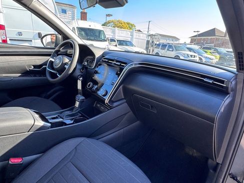 Used 2023 Hyundai Santa Cruz SE AWD/4WD image 17
