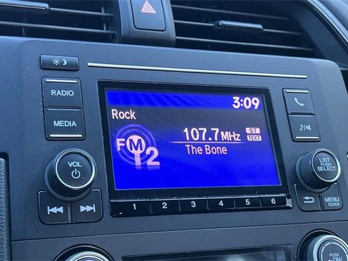 Used 2018 Honda Civic LX image 19