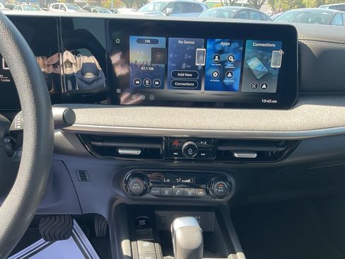 Certified 2026 Nissan Kicks SV FWD image 29