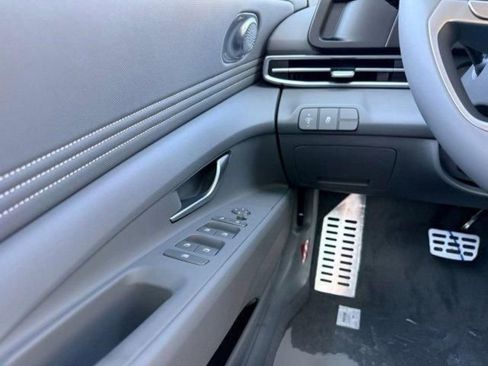 New 2026 Hyundai Elantra SEL Sport Premium FWD image 23