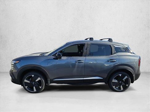 New 2026 Nissan Kicks SR image 5
