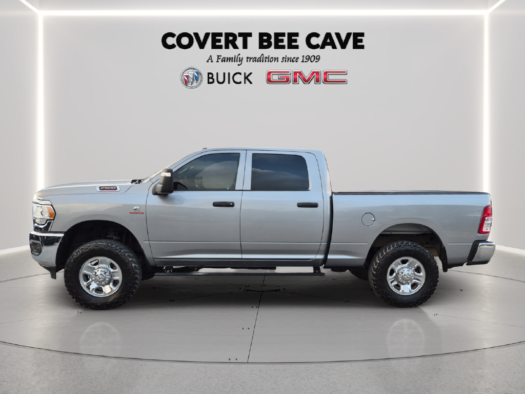 Used 2024 RAM 2500 Tradesman w/ Chrome Appearance Group AWD/4WD image 4