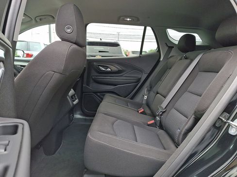 Certified 2023 GMC Terrain SLE AWD/4WD image 10