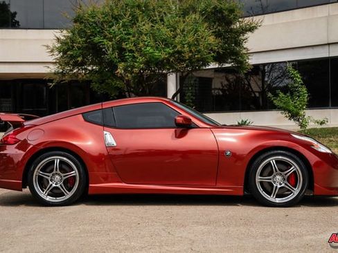 Used 2013 Nissan 370Z NISMO image 13