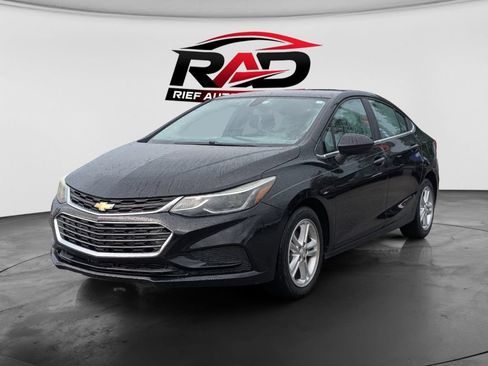 Used 2018 Chevrolet Cruze LT FWD image 6