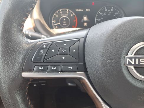 Used 2023 Nissan Kicks SR w/ SR Premium Package FWD image 21