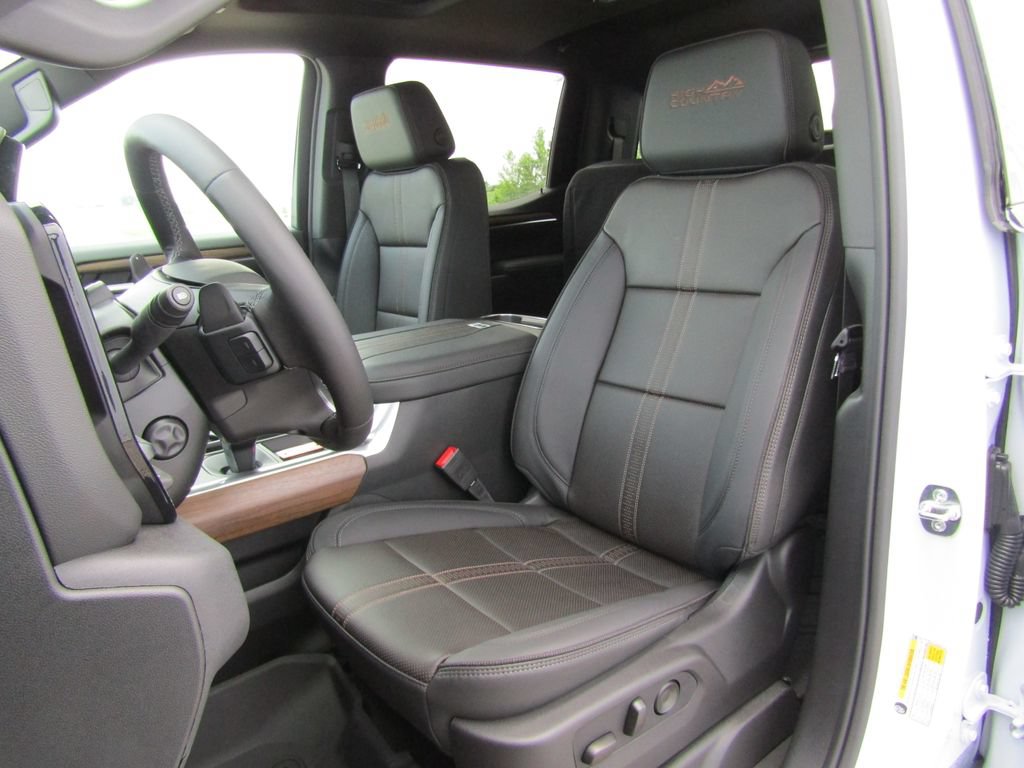 New 2026 Chevrolet Silverado 1500 High Country AWD/4WD image 30