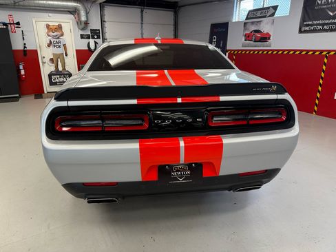 Used 2021 Dodge Challenger R/T Scat Pack image 6