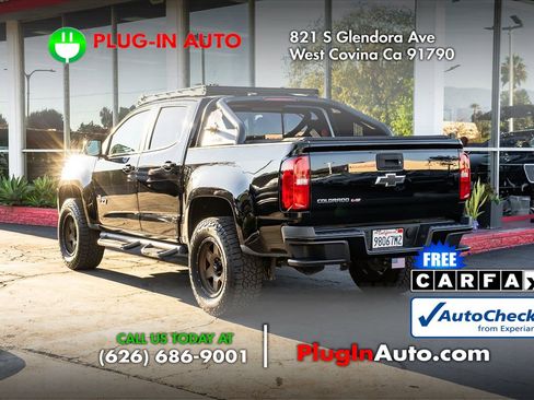 Used 2018 Chevrolet Colorado Z71 w/ Z71 Midnight Edition image 3