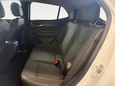 Used 2024 Buick Encore GX Preferred FWD image 11