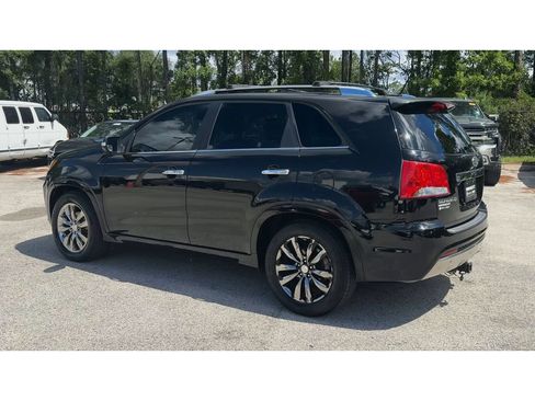 Used 2013 Kia Sorento SX FWD image 6