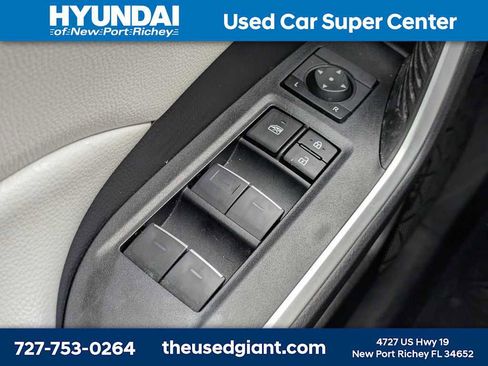 Used 2023 Toyota RAV4 XLE Premium AWD/4WD image 33