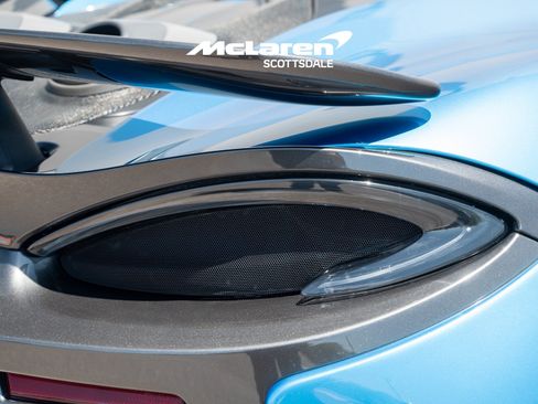 Used 2020 McLaren 600LT Spider RWD image 27