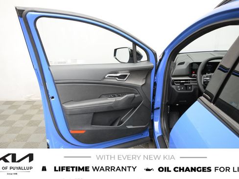 New 2026 Kia Sportage X-Line w/ X-Line Premium Package AWD/4WD image 9